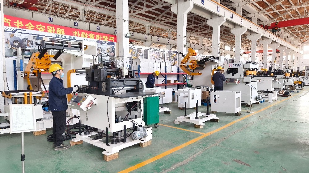 以科技之力，青鸟报修云助力工厂设备报修管理升级